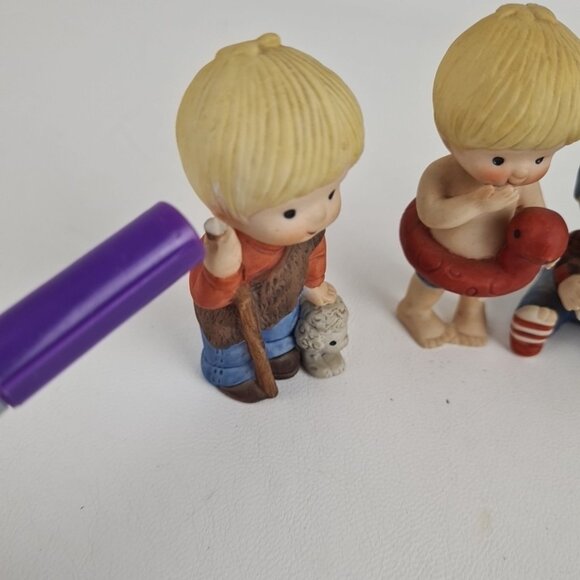 Lot of 4 Enesco Country Cousins Figurines Play Time at Beach Christmas Vntg - Picture 2 of 13